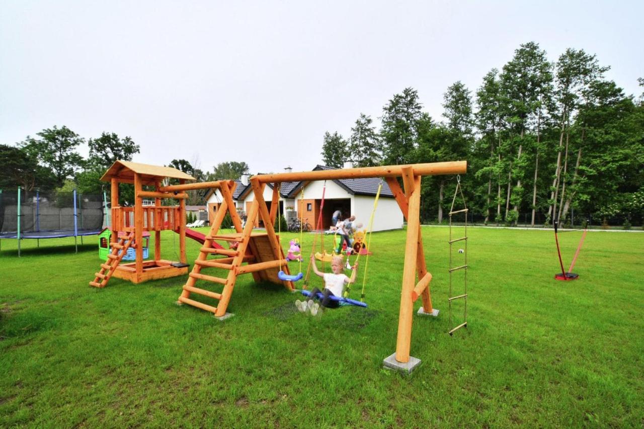 Holiday Homes With Fireplaces, Jarosławiec Exterior foto